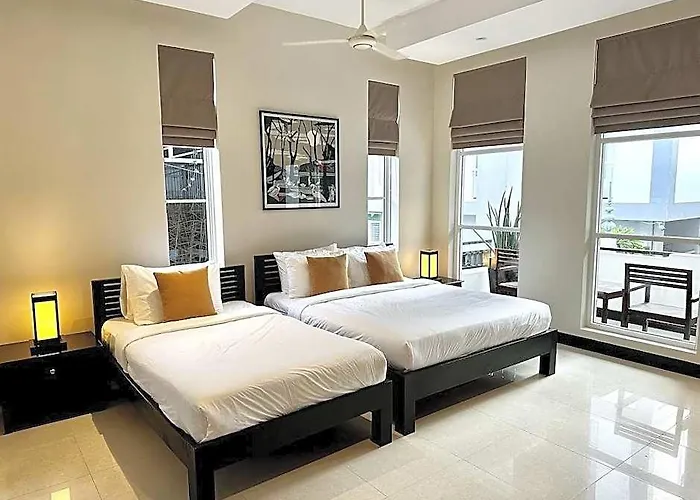 Babel Boutique Hotel 3*